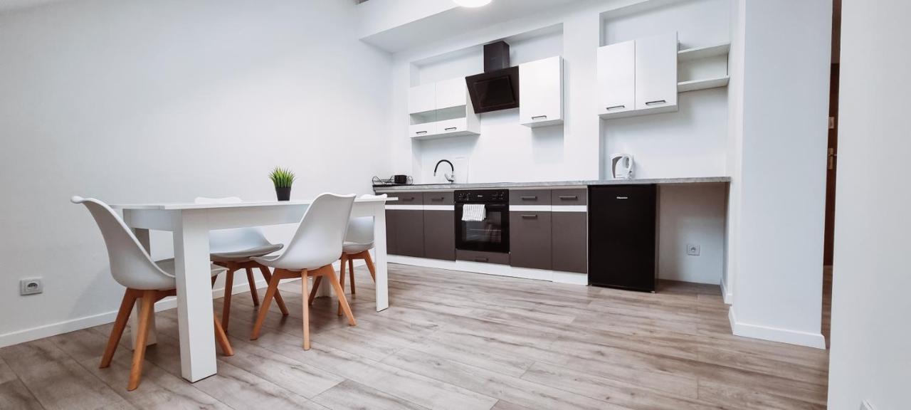 Sunny Apartment 8 Kraków Eksteriør billede